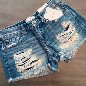 KanCan destructed denim shorts